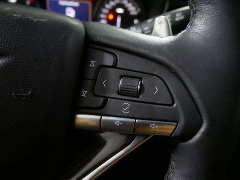 Used 2024 Cadillac XT6 Sport image 23