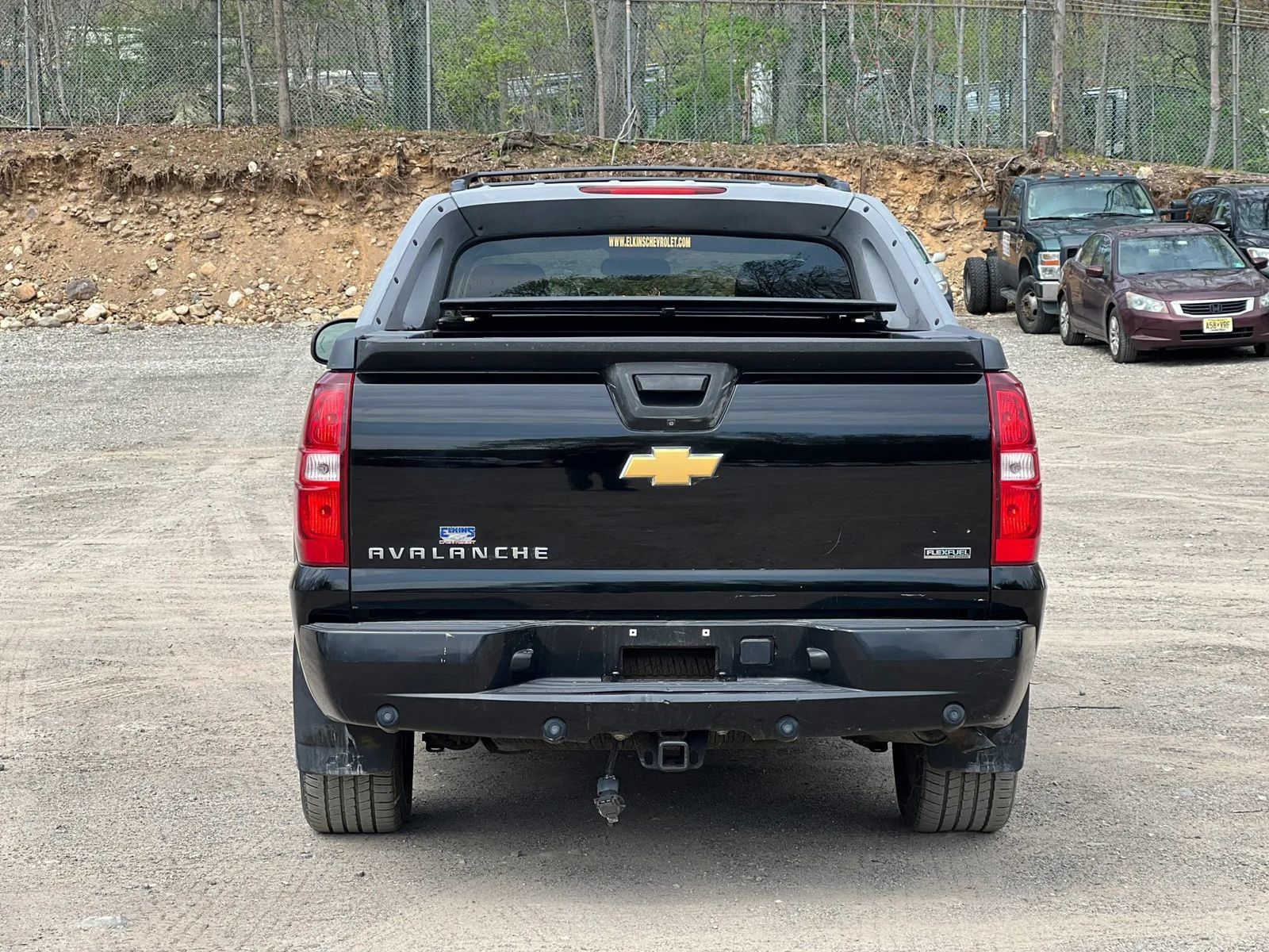 Used 2011 Chevrolet Avalanche LTZ AWD/4WD image 5