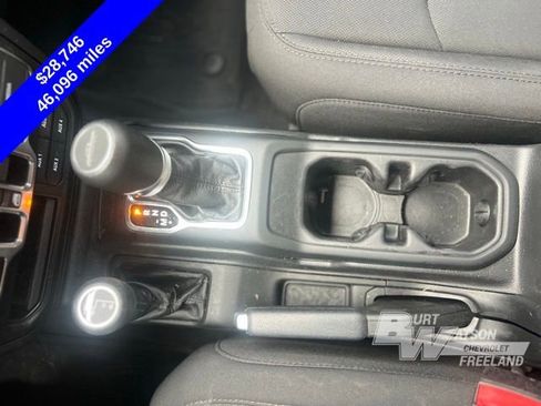 Used 2022 Jeep Gladiator Willys image 17