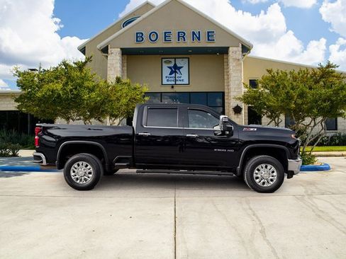 Used 2021 Chevrolet Silverado 2500 LTZ w/ Z71 Off-Road Package image 6