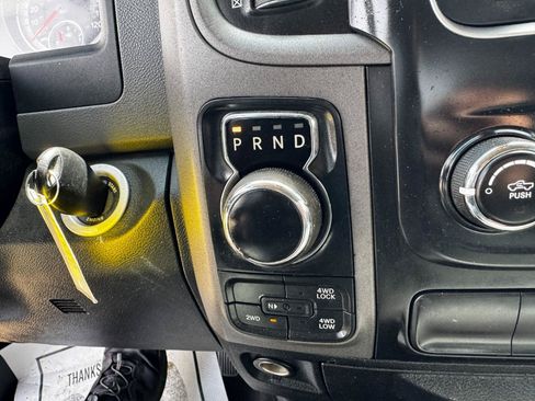 Used 2018 RAM 1500 Express w/ Express Value Package AWD/4WD image 29