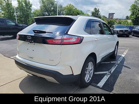 Used 2022 Ford Edge SEL w/ Convenience Package AWD/4WD image 3