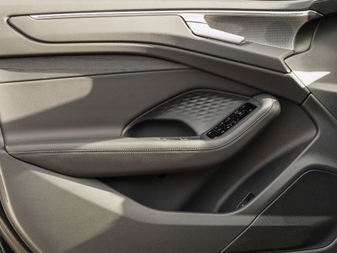 New 2026 Audi A6 Premium Plus image 23