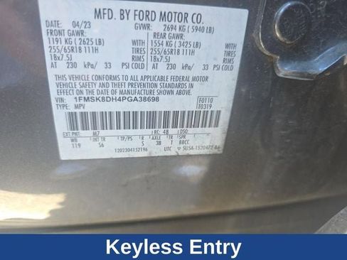 Used 2023 Ford Explorer XLT w/ Equipment Group 202A AWD/4WD image 22