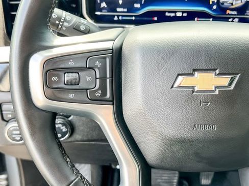 Used 2025 Chevrolet Silverado 1500 LT image 24