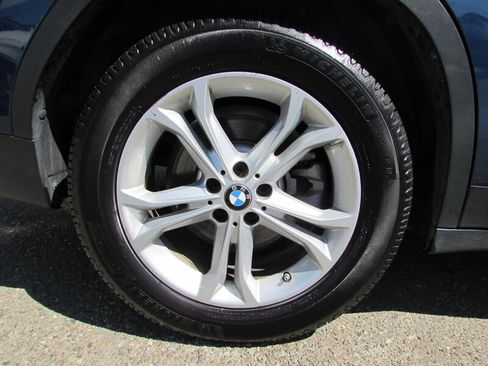Used 2019 BMW X3 xDrive30i w/ Driving Assistance Package AWD/4WD image 39