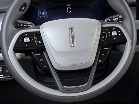New 2026 Lincoln Aviator 2WD image 12
