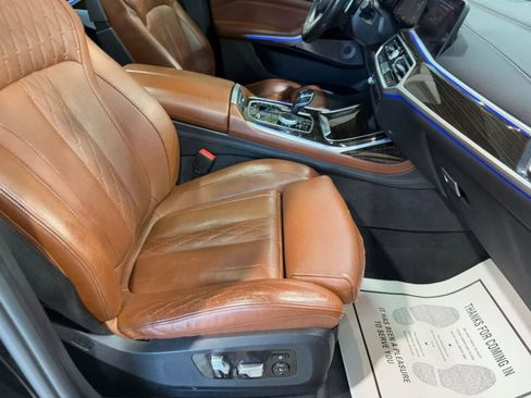 Used 2019 BMW X7 xDrive50i w/ Dynamic Handling Package image 29