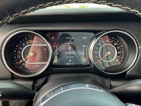 Used 2021 Jeep Gladiator Overland w/ Popular Equipment Package AWD/4WD image 14