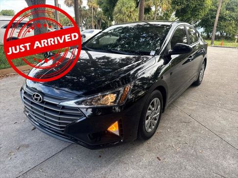 Used 2020 Hyundai Elantra SE FWD image 1