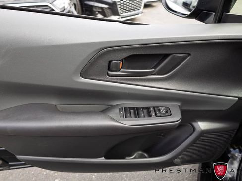 Used 2024 Toyota Prius LE FWD image 19