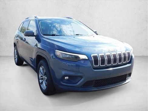 Used 2020 Jeep Cherokee Latitude Plus w/ Cold Weather Group AWD/4WD image 5