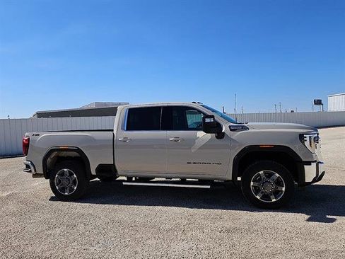 New 2026 GMC Sierra 2500 SLE image 6