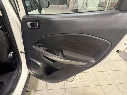 Used 2019 Ford EcoSport SE w/ SE Convenience Package image 16