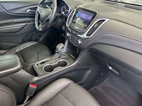 Used 2020 Chevrolet Equinox Premier w/ Premier Redline Edition FWD image 16