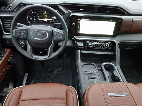 New 2026 GMC Sierra 3500 Denali Ultimate AWD/4WD image 11