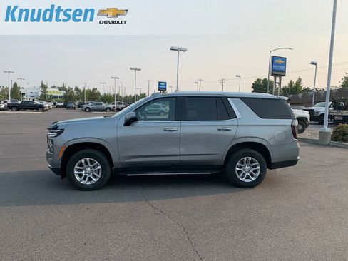 Used 2025 Chevrolet Tahoe LT w/ Comfort Package AWD/4WD image 4