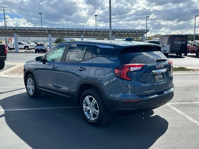 Certified 2024 GMC Terrain SLE AWD/4WD image 3