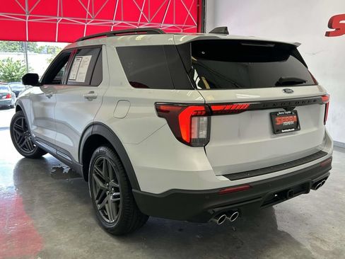 Used 2026 Ford Explorer ST w/ Sun And Sound Package AWD/4WD image 5