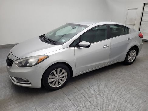 Used 2015 Kia Forte EX FWD image 2