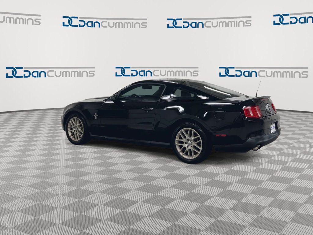 Used 2012 Ford Mustang Premium RWD image 6
