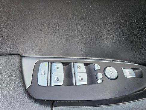 Used 2023 BMW X3 xDrive30i image 17