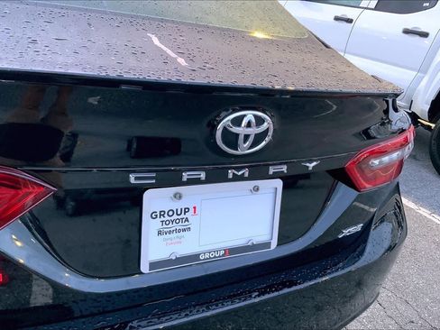 Used 2022 Toyota Camry XSE w/ Navigation Package FWD image 30