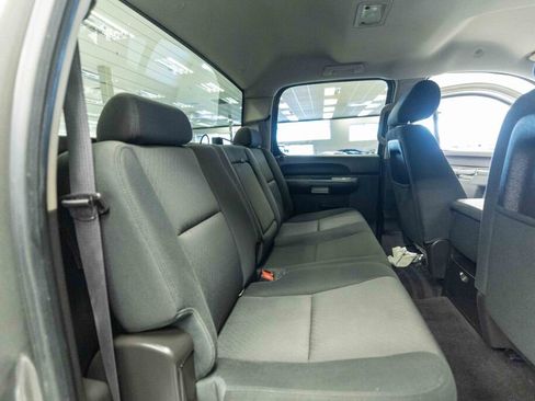 Used 2014 Chevrolet Silverado 2500 LT w/ Custom Sport Truck Package image 17