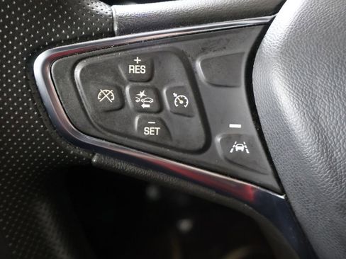 Used 2023 Chevrolet Malibu LT image 37