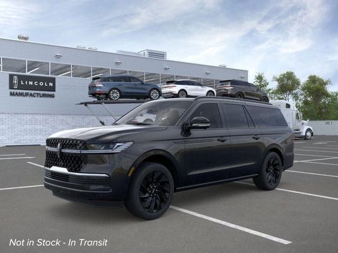 New 2026 Lincoln Navigator L Reserve image 1