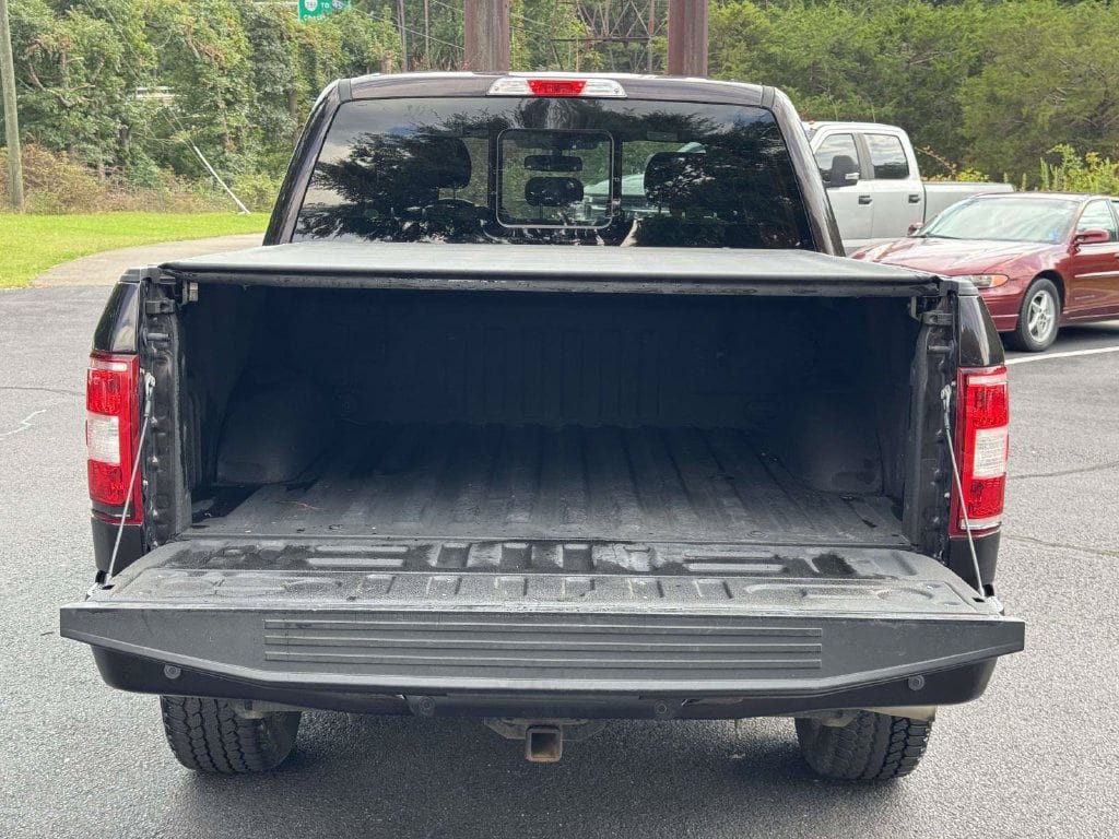Used 2019 Ford F150 XLT w/ Equipment Group 302A Luxury AWD/4WD image 17