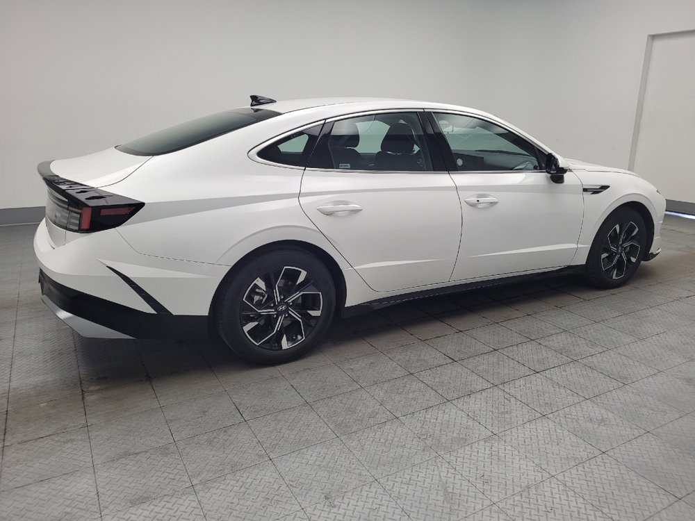 Used 2025 Hyundai Sonata SEL FWD image 10