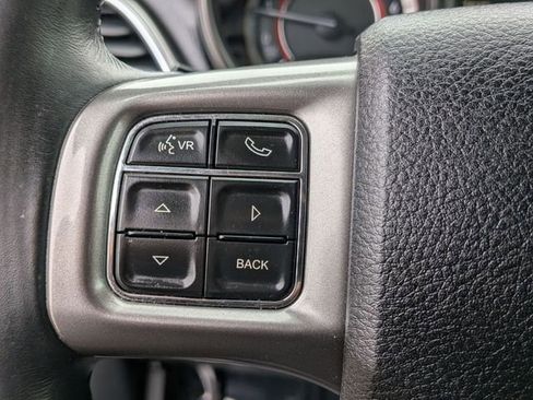 Used 2017 Dodge Journey Crossroad FWD image 19