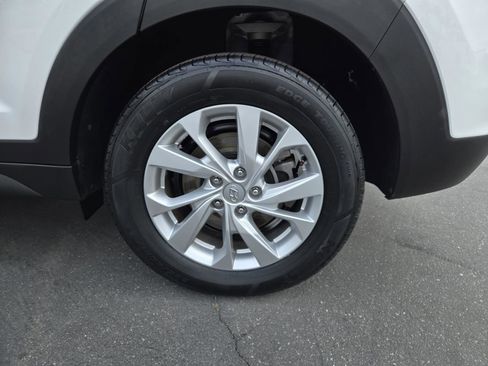 Used 2020 Hyundai Tucson SE image 30