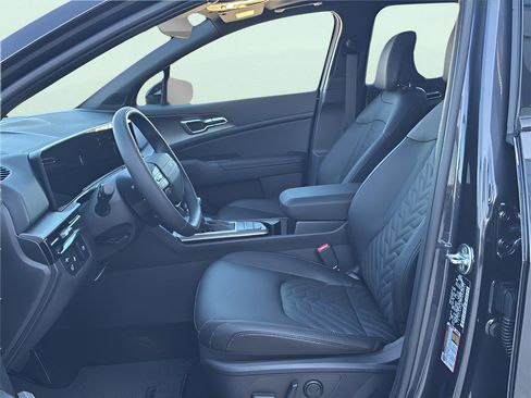 New 2026 Kia Sportage X-Line w/ X-Line Technology Package image 13