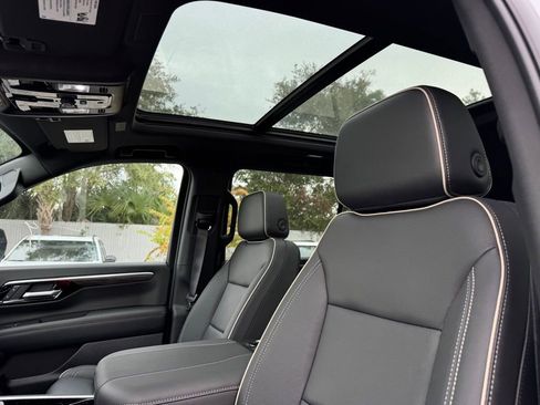 New 2026 Chevrolet Suburban Premier w/ Sun And Tow Package RWD image 30