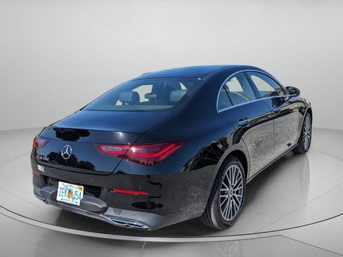 Used 2025 Mercedes-Benz CLA 250 image 8