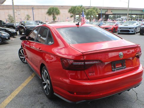 Used 2020 Volkswagen Jetta GLI FWD image 5