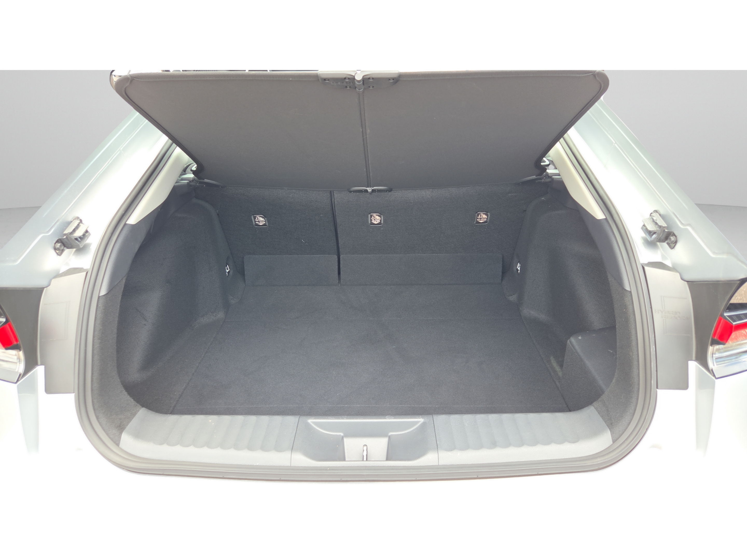 Certified 2026 Toyota Prius LE FWD image 9
