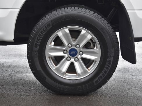 Used 2018 Ford F150 XLT w/ Trailer Tow Package image 37