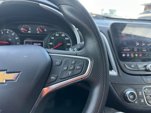 Used 2023 Chevrolet Malibu LT FWD image 20