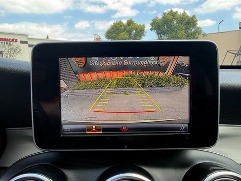 Used 2019 Mercedes-Benz GLC 300 image 51