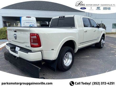 Used 2022 RAM 3500 Limited image 4
