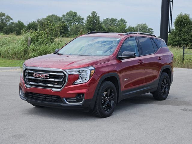 Used 2024 GMC Terrain AT4 w/ Tech Package AWD/4WD image 3