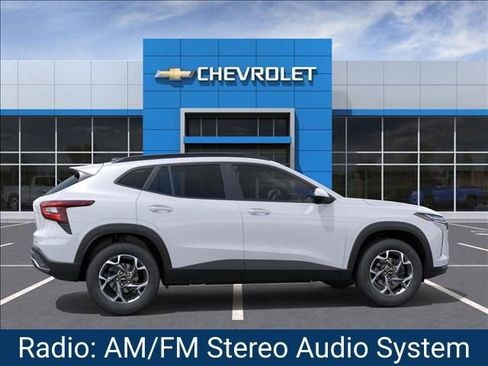 New 2026 Chevrolet Trax LT image 5