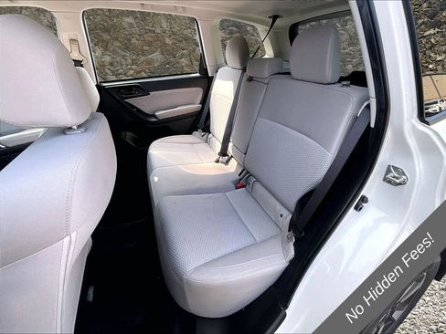 Used 2017 Subaru Forester 2.5i Premium w/ All-Weather Package AWD/4WD image 22