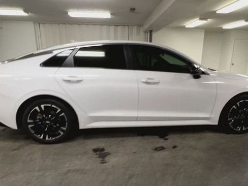 Used 2022 Kia K5 GT-Line image 9