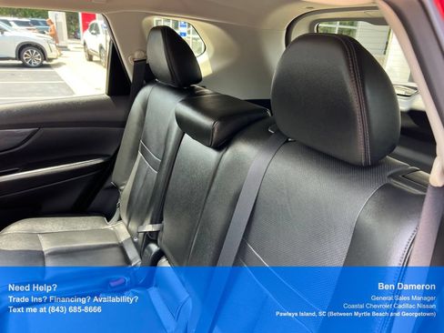 Used 2015 Nissan Rogue SL w/ SL Premium Package AWD/4WD image 17