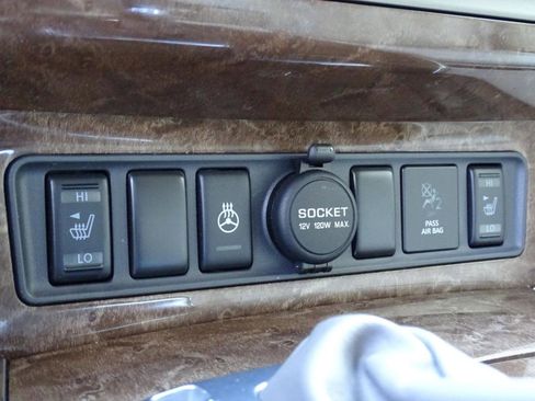 Used 2017 INFINITI QX80 2WD w/ Driver Assistance Package image 37