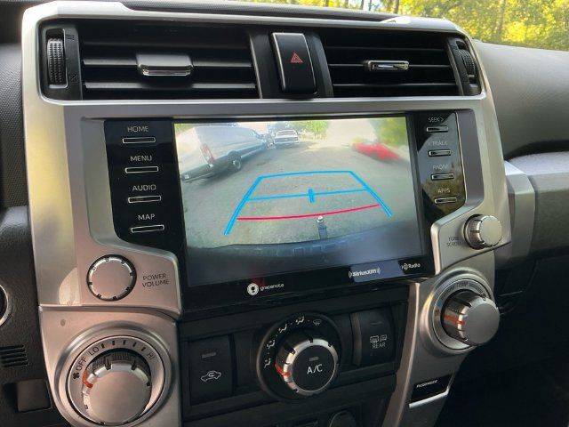 Used 2020 Toyota 4Runner SR5 Premium w/ Moonroof Package AWD/4WD image 22